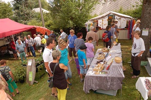 Naturpark-Markt rund um den Resenhof in Bernau. Foto: Heike Budig Naturpark-Markt rund um den Resenhof in Bernau. Foto: Heike Budig